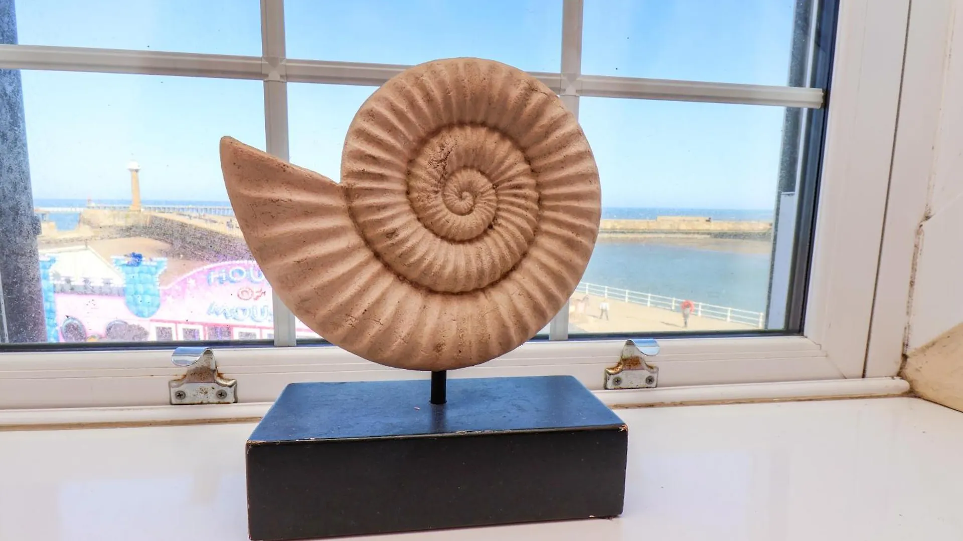 Beachfront Whitby 0*,  Reino Unido